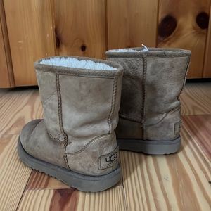 kids UGGS